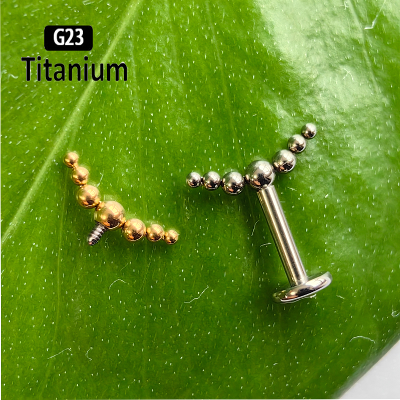 Body Jewelry Vertical Labret - G23 Titanium Piercing 7pcs Balls Cluster