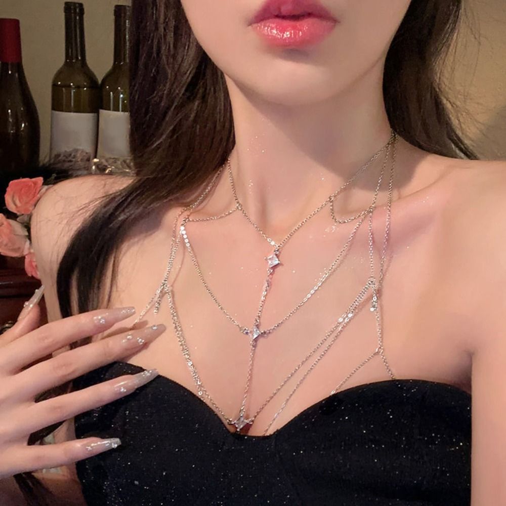 Glitter Rhinestone Bust Chain  - Body Jewelry Harness reseña y precio