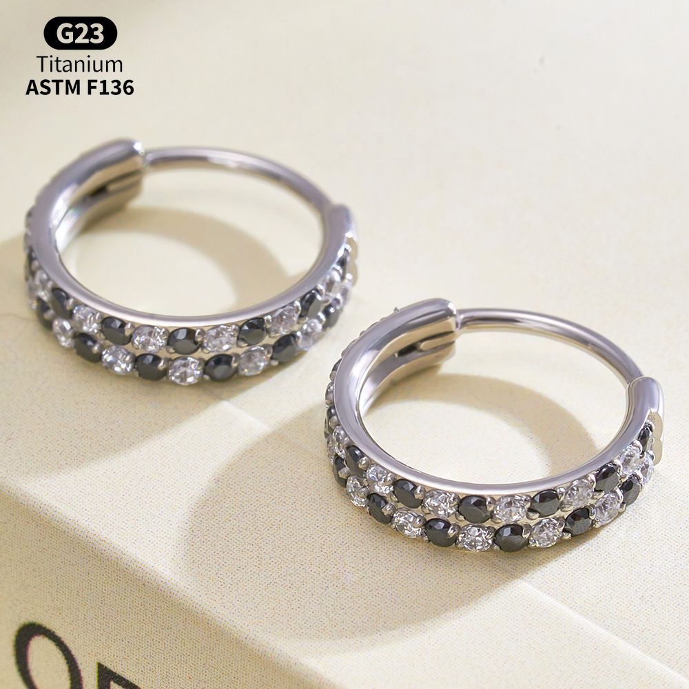 Titanium CZ Hinged Clicker Rin - Body Jewelry Vertical Labret reseña y precio