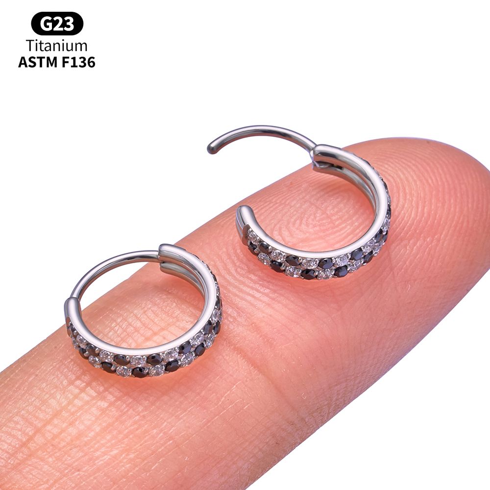 Titanium CZ Hinged Clicker Rin - Body Jewelry Vertical Labret reseña y precio