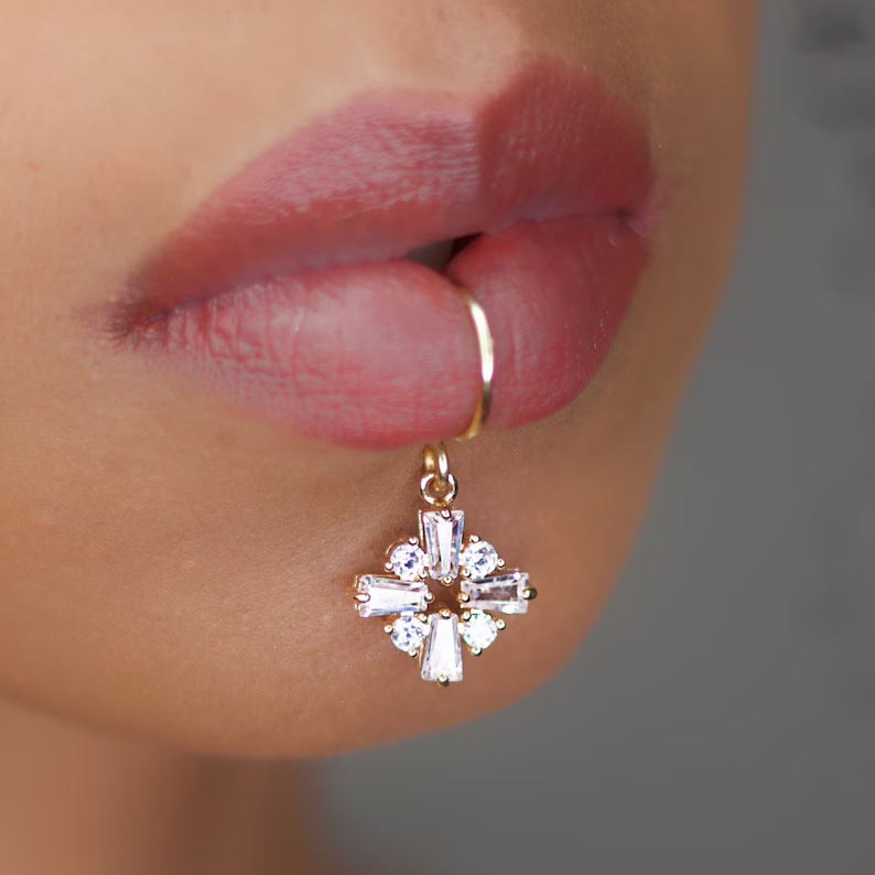 Luxury Gold Color Flower Shape - Body Jewelry Earrings reseña y precio