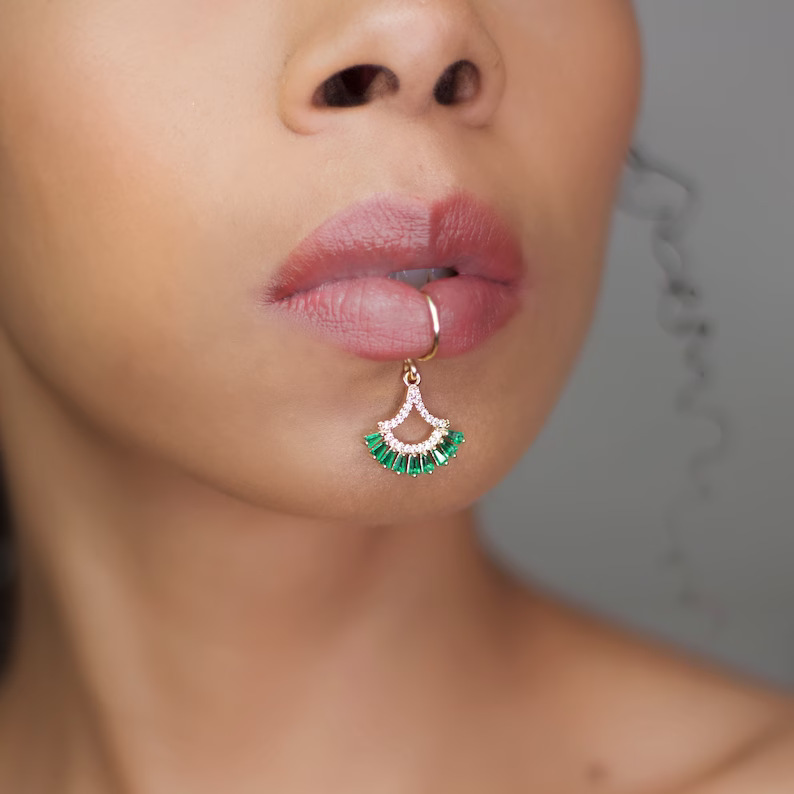 Luxury Gold Color Flower Shape - Body Jewelry Earrings reseña y precio