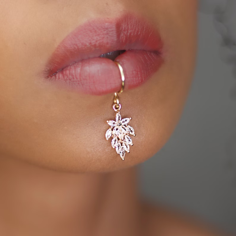Luxury Gold Color Flower Shape - Body Jewelry Earrings reseña y precio